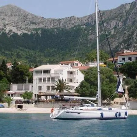 Apartment Studio Apartment In Gradac With Sea View, Balcony, Air Conditioning, Wifi 4238-2 Gradac (Split-Dalmatia)